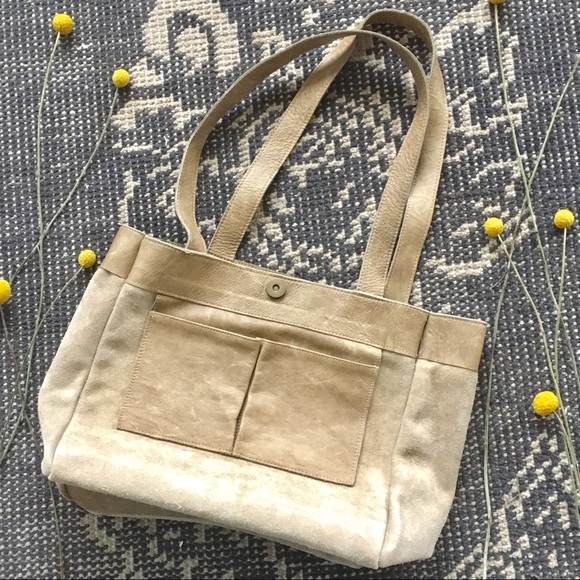Lily and Lola Jade Tan Leather Tote - Picture 6 of 8